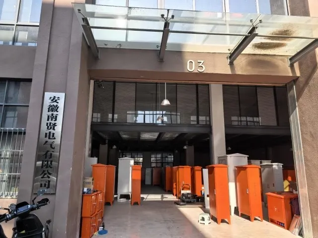 page-640-480